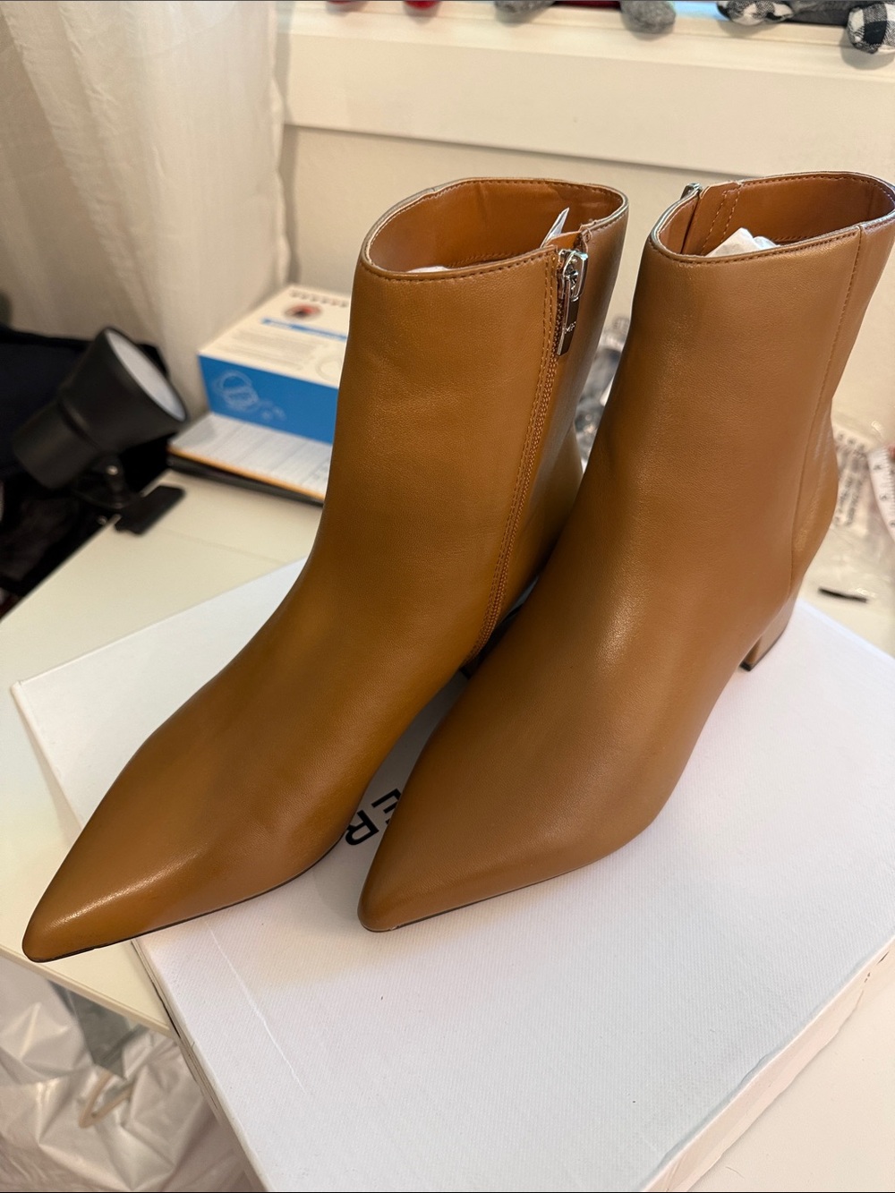 Marc Fisher Gismo Ankle leather Booties Dark Natural Size 8.5 NIB